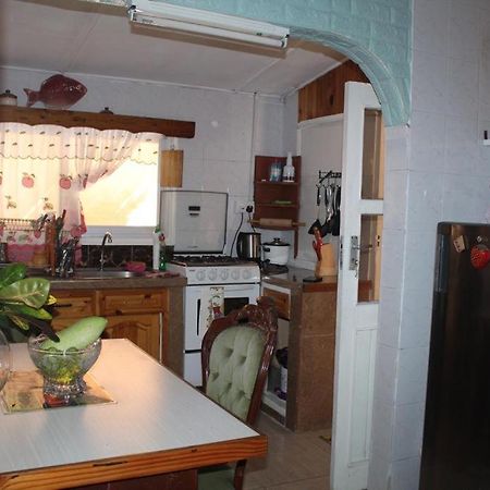 My Corner Guest House ヴィクトリア エクステリア 写真
