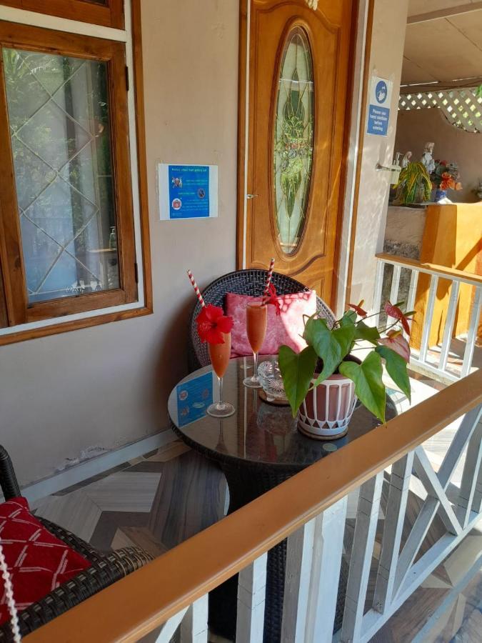 My Corner Guest House ヴィクトリア エクステリア 写真